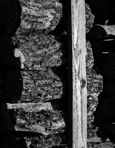 Photo de bûches dans la Grange