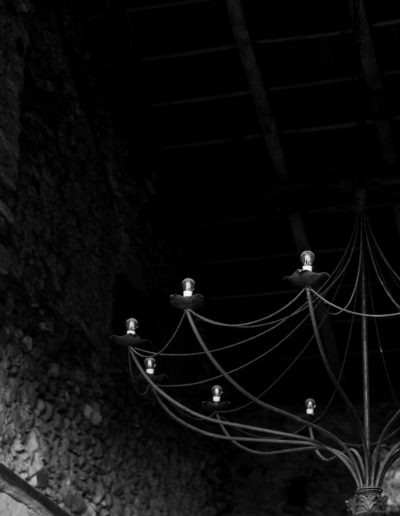 Photo du porche et d'un luste des Granges de la Haute